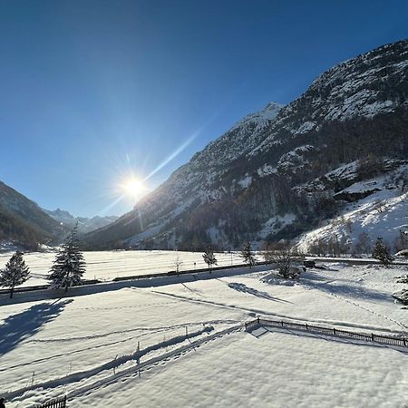 Panorama Apartment For 2 Near Zermatt With Parking! Täsch Exterior foto
