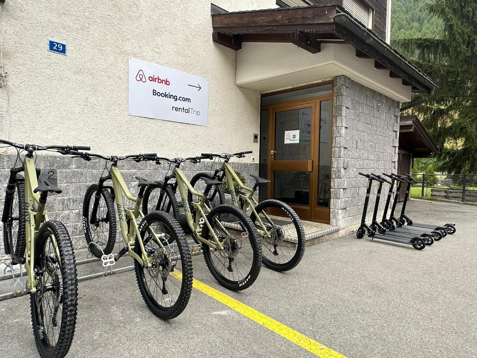 Panorama Apartment For 2 Near Zermatt With Parking! Täsch Exterior foto